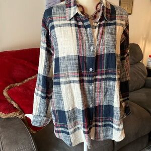 Woman’s- Linen-Like Plaid Button-Up Shirt